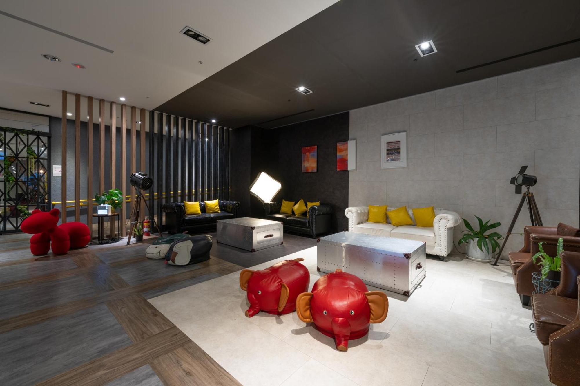 Ningcui Business Hotel Tchaj-čung Exteriér fotografie