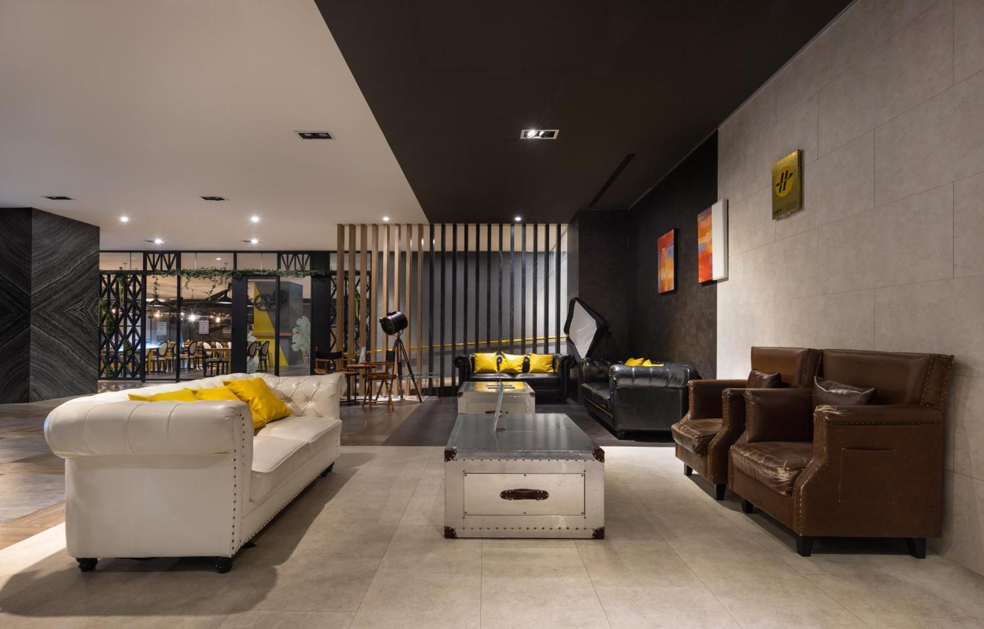 Ningcui Business Hotel Tchaj-čung Exteriér fotografie